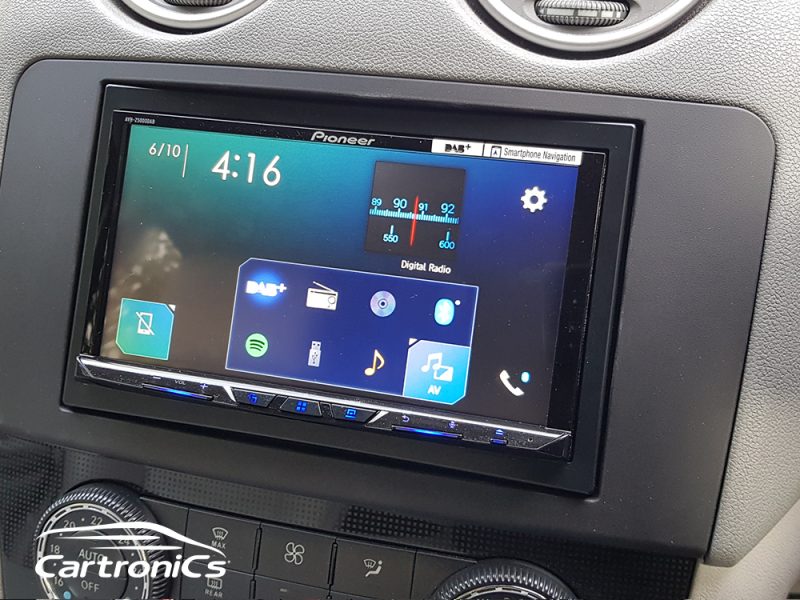 Merc ML Pioneer AVH-Z5000DAB Install – Cartronics