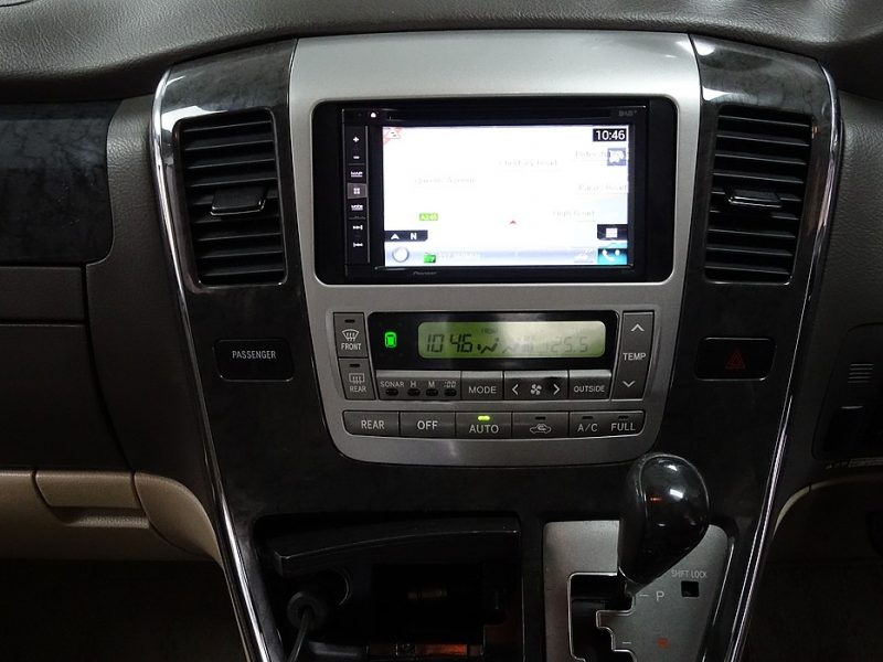 Android toyota alphard