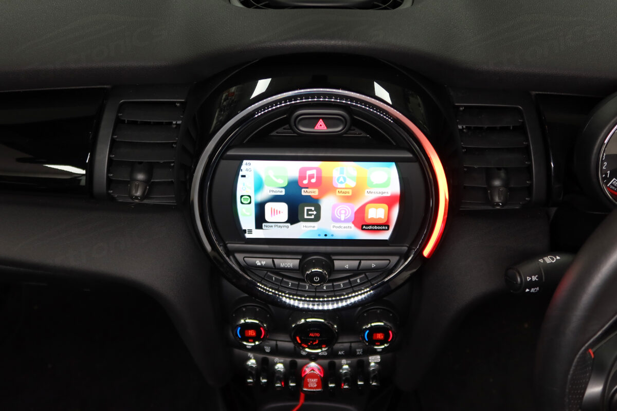 MINI F56 Apple CarPlay and Android Auto Integration